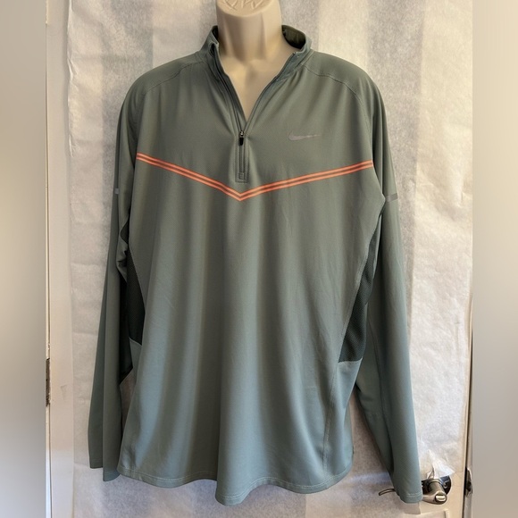 Nike Sage & Orange Lightweight running pullover top w/Chevron Accent Sz-XL. X17 - Picture 1 of 9